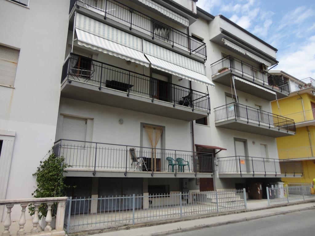 Apartamento Via Pesaro A/C Marcelli Exterior foto